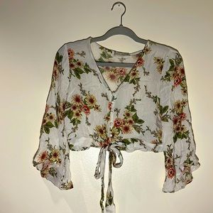 🌼🌸🍃cute crop top 🍃🌸🌼